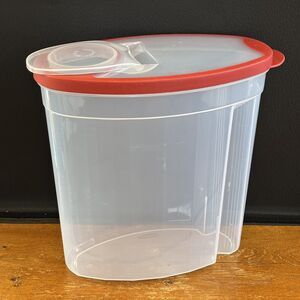 Rubbermaid Container 1.5 Gallon For Bulk Foods, Storage Bin For Easy Pouring